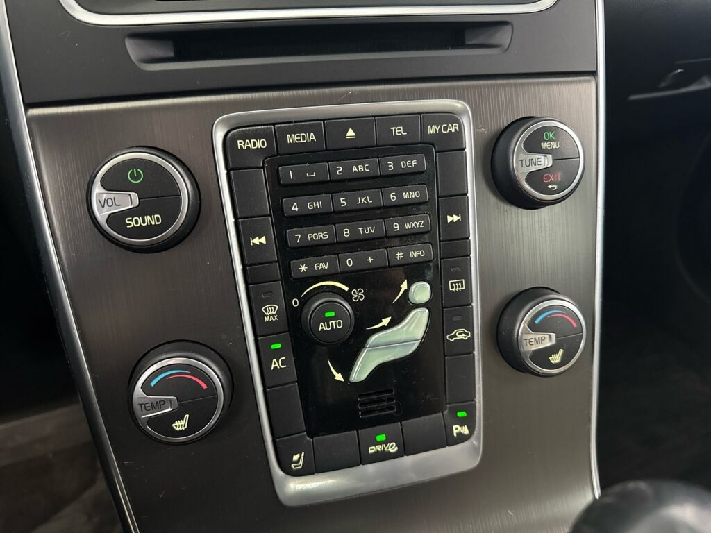 Volvo V60 2012 Ruskea (beige)