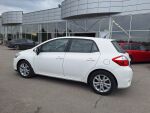 Toyota Auris 2011 Valkoinen