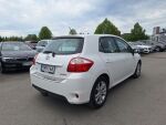 Toyota Auris 2011 Valkoinen