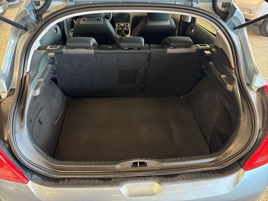 Peugeot 308 2011 Sininen