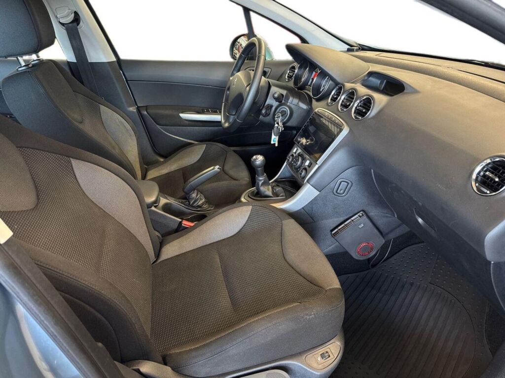 Peugeot 308 2011 Sininen