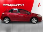 Toyota Auris 2011 Punainen