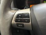 Toyota Auris 2011 Punainen