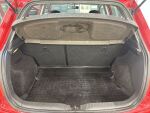 Toyota Auris 2011 Punainen