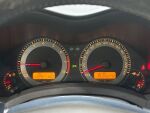 Toyota Auris 2011 Punainen