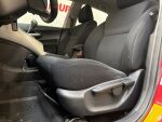 Toyota Auris 2011 Punainen