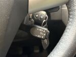 Toyota Auris 2011 Punainen