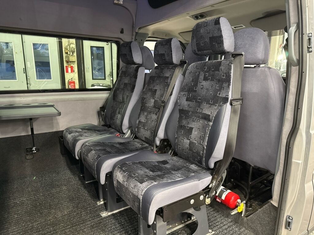 Ford Transit 2011 Harmaa