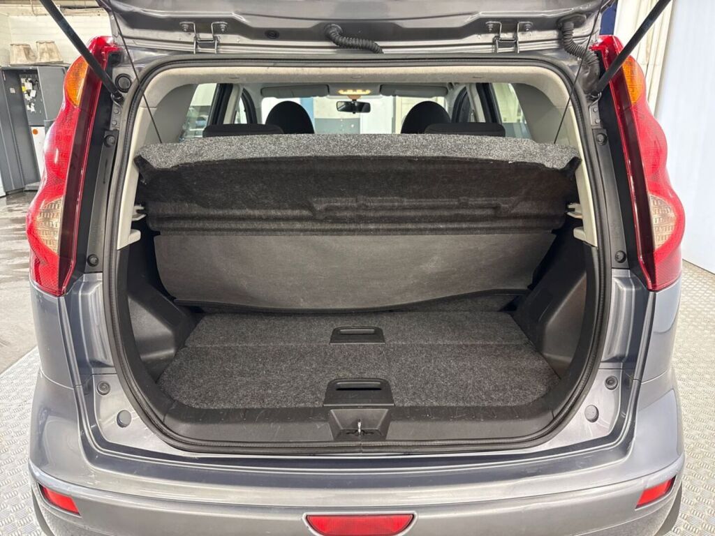 Nissan Note 2011 Sininen