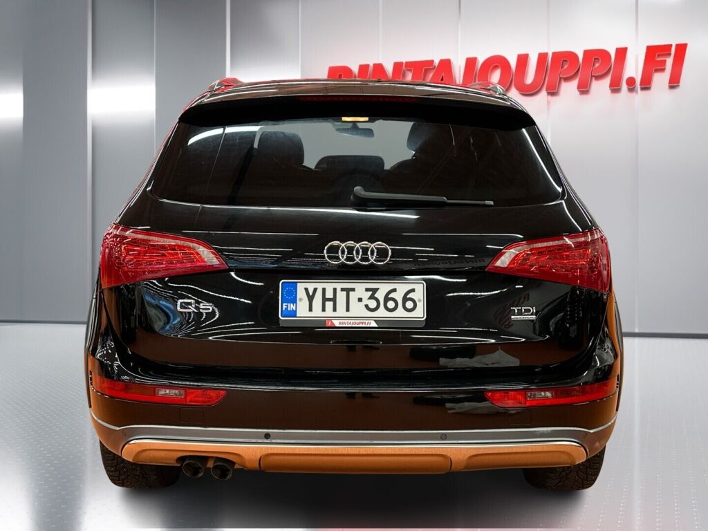 Audi Q5 2012 Musta