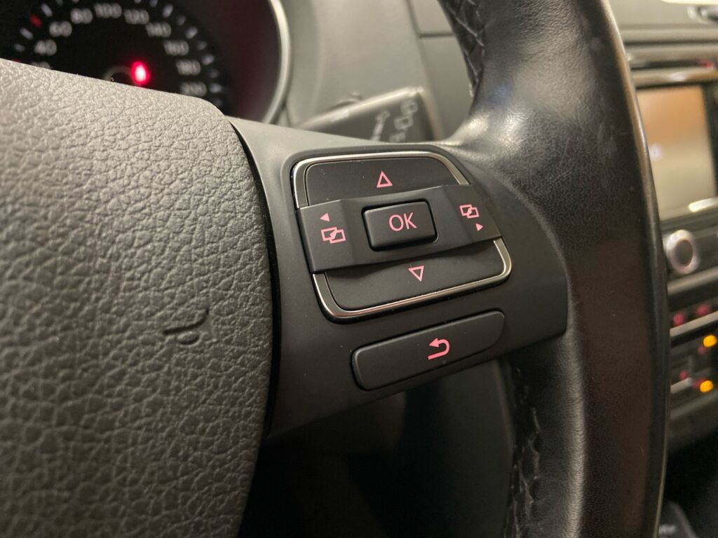 Volkswagen Golf 2011 Hopea