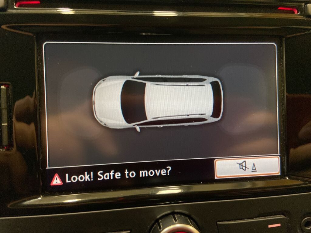 Volkswagen Golf 2011 Hopea