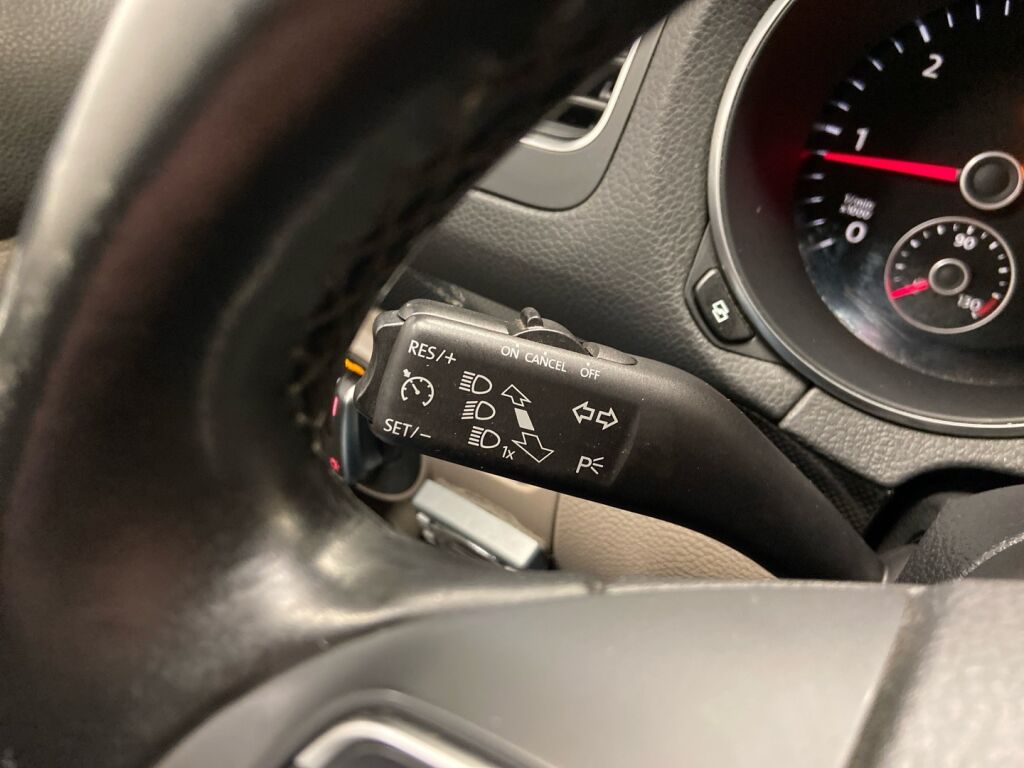 Volkswagen Golf 2011 Hopea