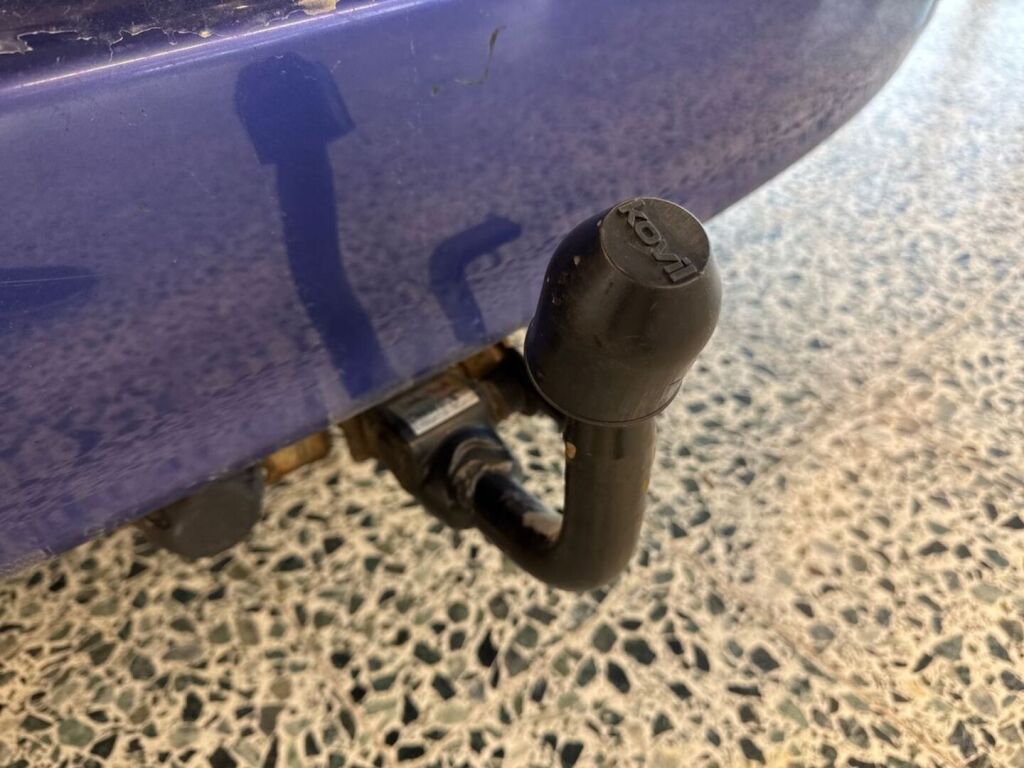 Toyota Verso-S 2011 Sininen