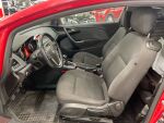 Opel Astra 2012 Punainen