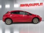 Opel Astra 2012 Punainen