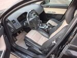 Volvo V50 2012 Musta