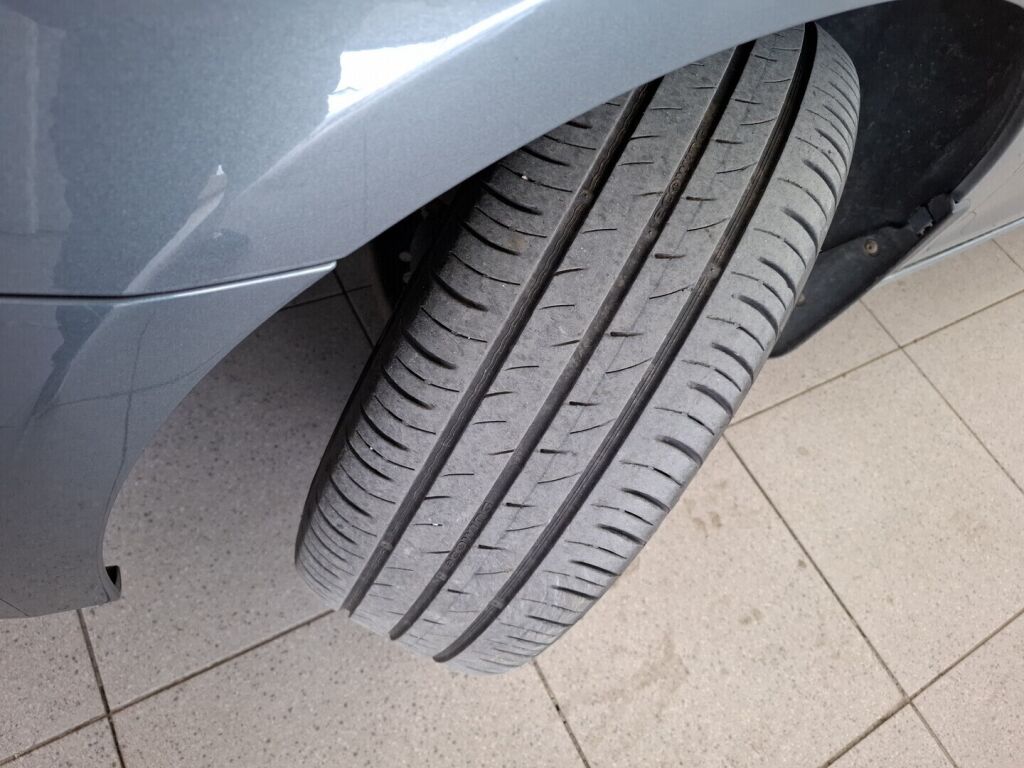 Volkswagen Golf 2012 Harmaa