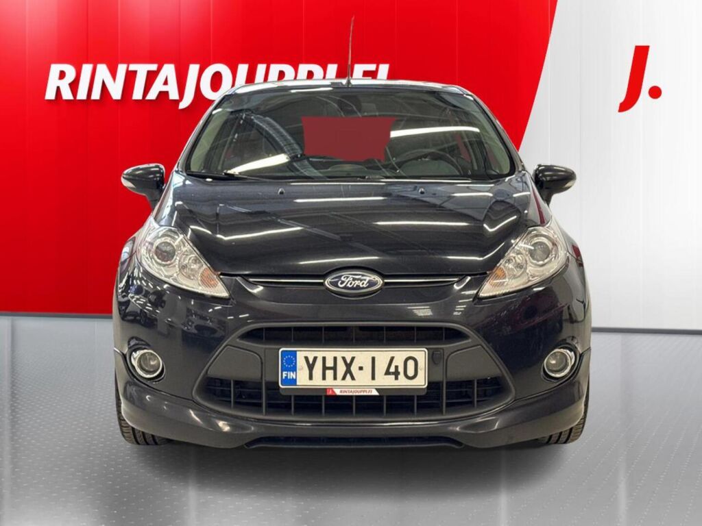 Ford Fiesta 2012 Musta
