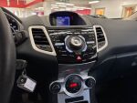 Ford Fiesta 2012 Musta