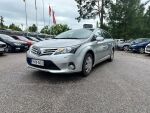 Toyota Avensis 2012 Hopea