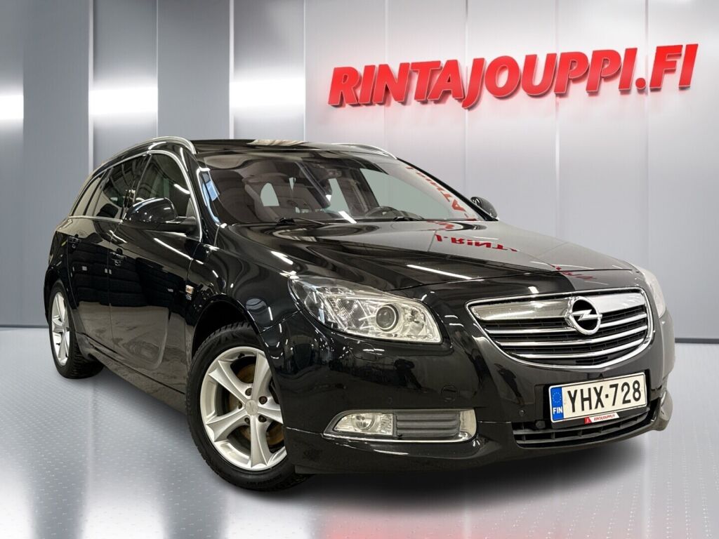 Opel Insignia 2012 Musta