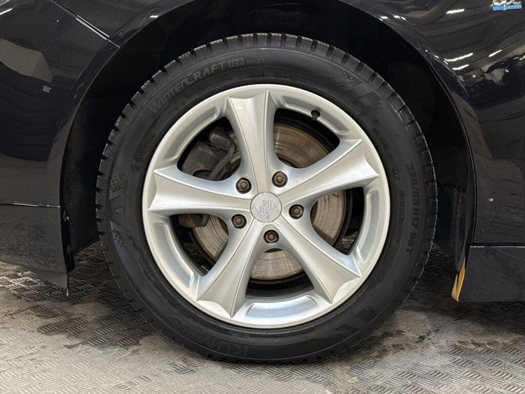 Opel Insignia 2012 Musta