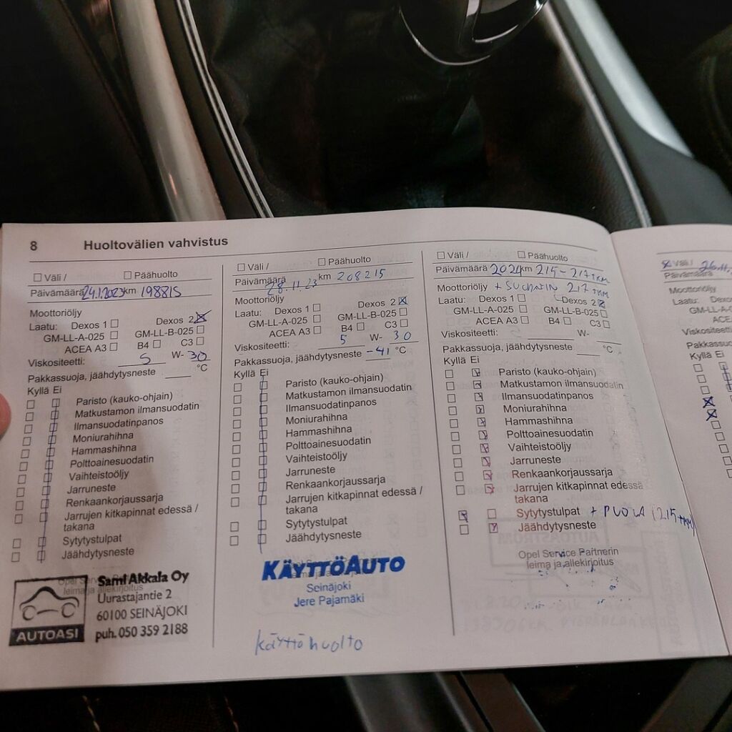 Opel Insignia 2012 Musta