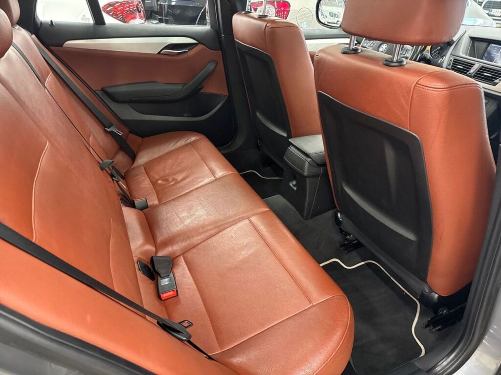 BMW X1 2011 Harmaa
