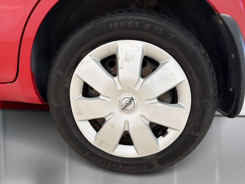 Nissan Note 2012 Punainen