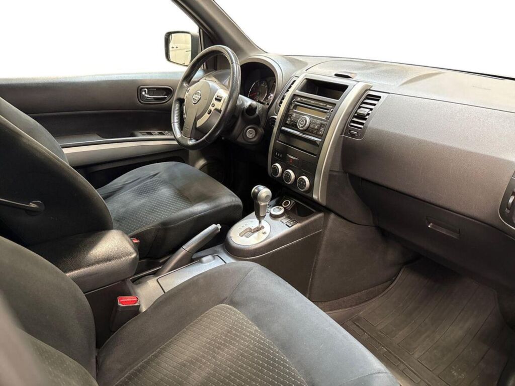 Nissan X-Trail 2012 Harmaa