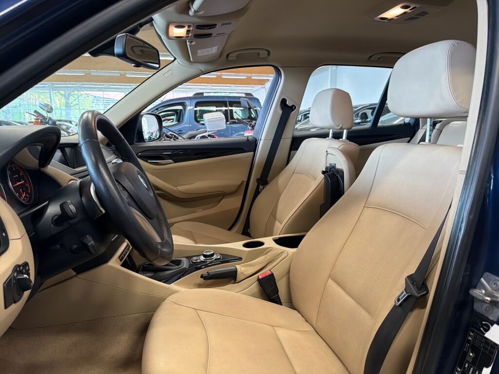 BMW X1 2010 Sininen