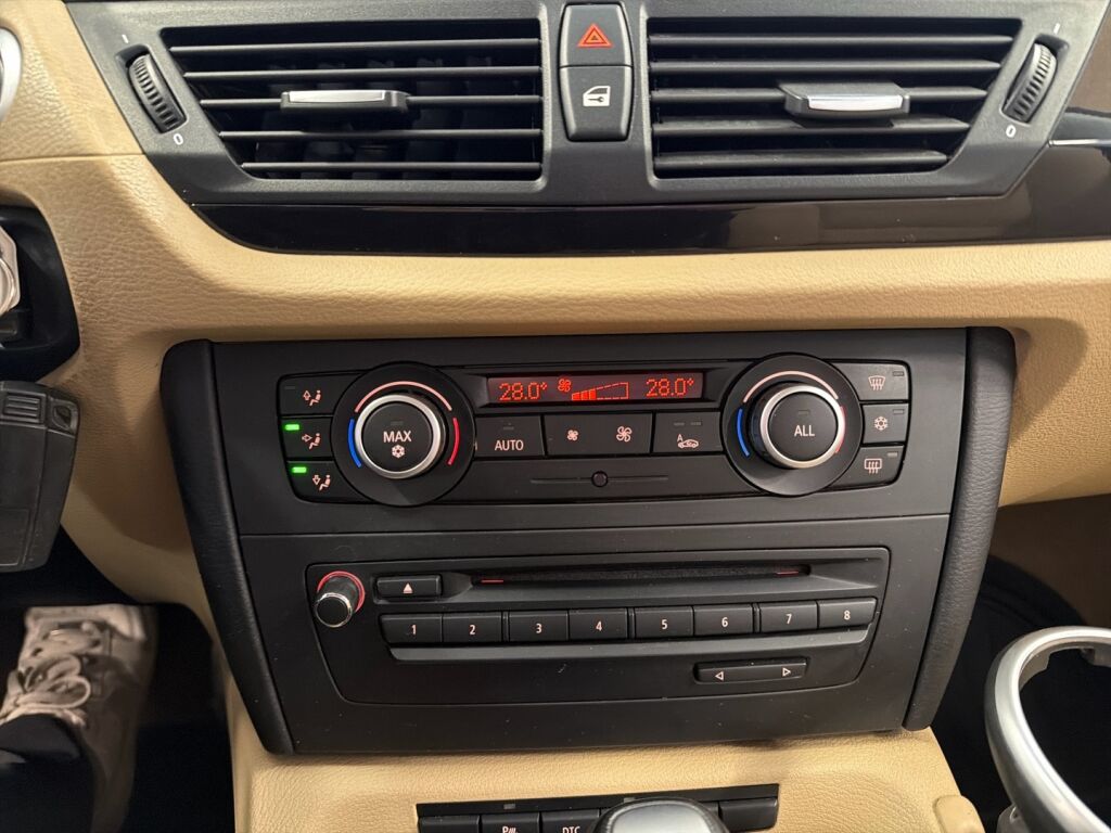 BMW X1 2010 Sininen