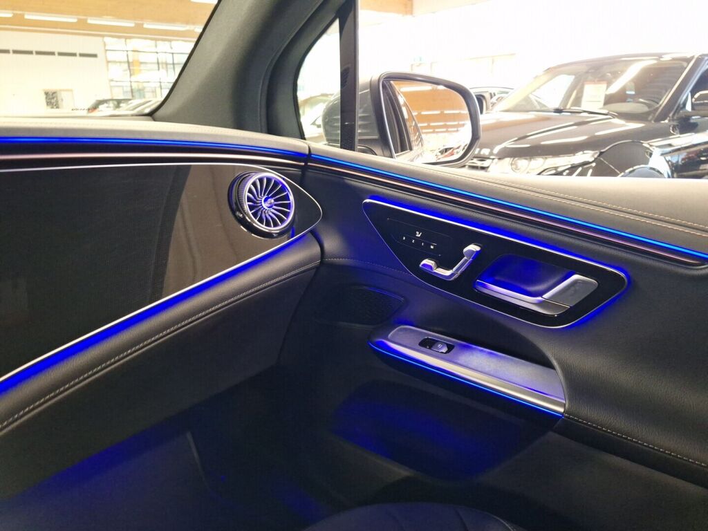 Mercedes-Benz EQE SUV 2024 Harmaa