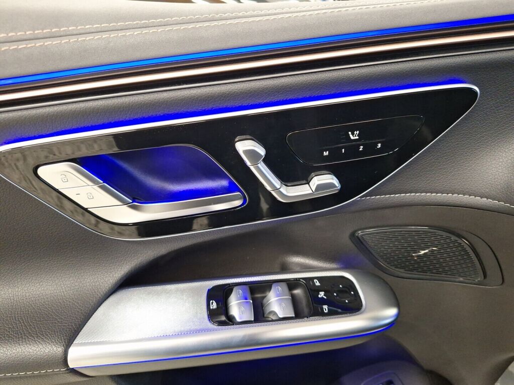 Mercedes-Benz EQE SUV 2024 Harmaa