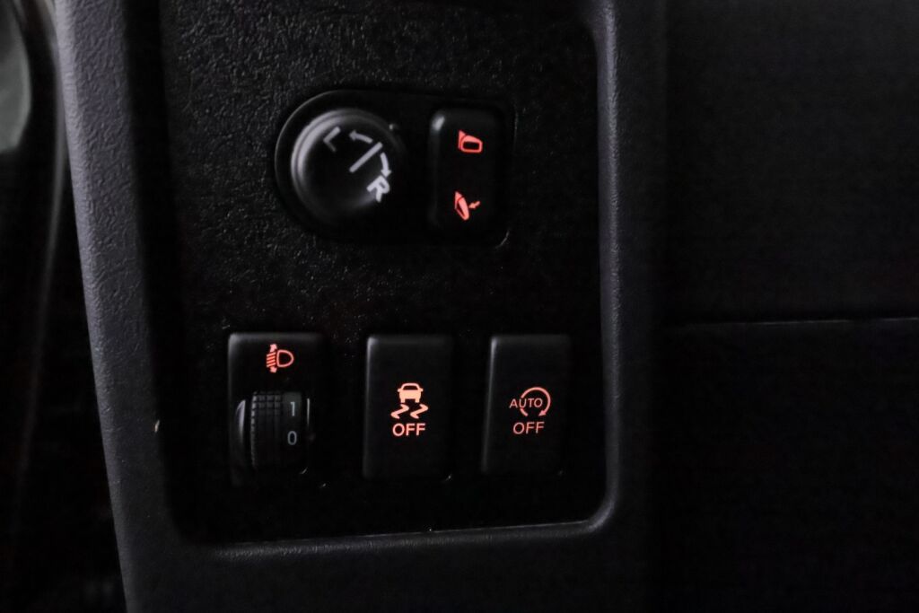 Nissan Qashqai 2012 Musta