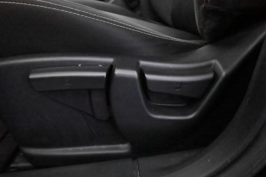 Nissan Qashqai 2012 Musta