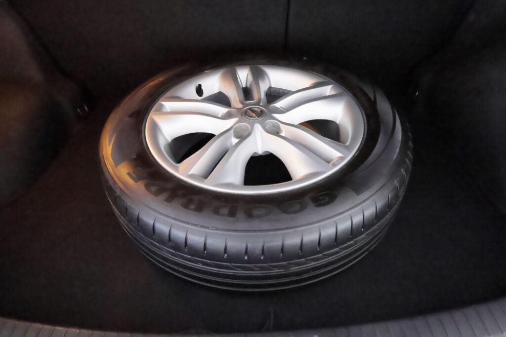 Nissan Qashqai 2012 Musta