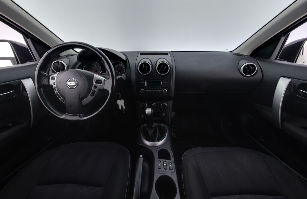 Nissan Qashqai 2012 Musta