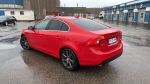 Volvo S60 2012 Punainen