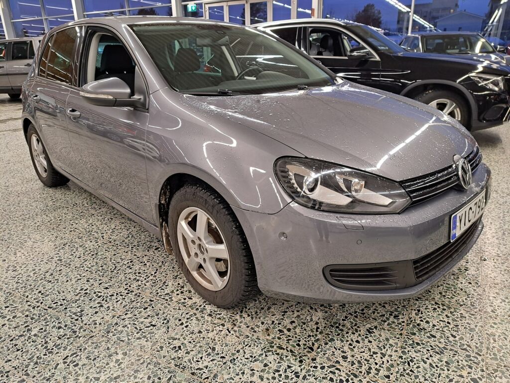 Volkswagen Golf 2012 Harmaa