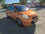Nissan Micra 2012 Oranssi