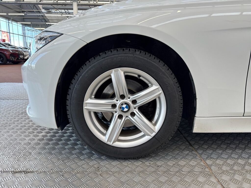 BMW 316 2013 Valkoinen