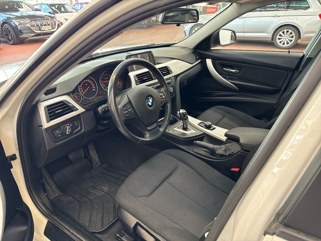 BMW 316 2013 Valkoinen