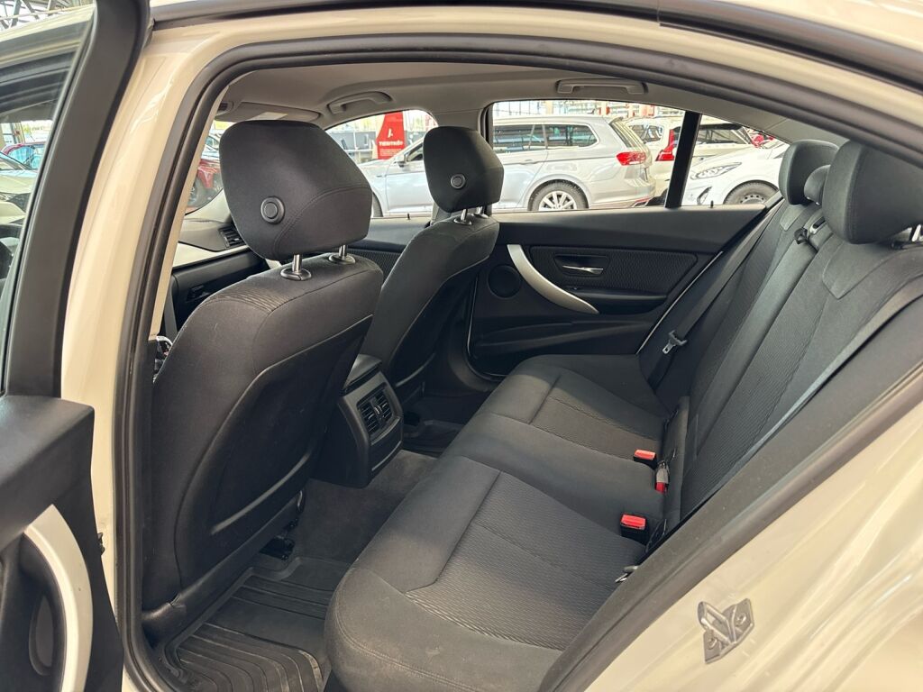 BMW 316 2013 Valkoinen