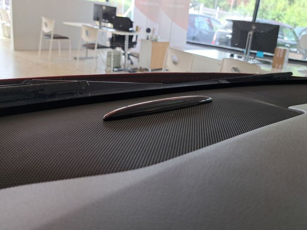 Mercedes-Benz B 2013 Punainen