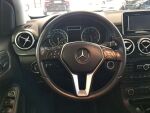 Mercedes-Benz B 2013 Punainen