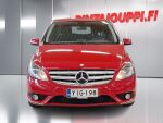 Mercedes-Benz B 2013 Punainen
