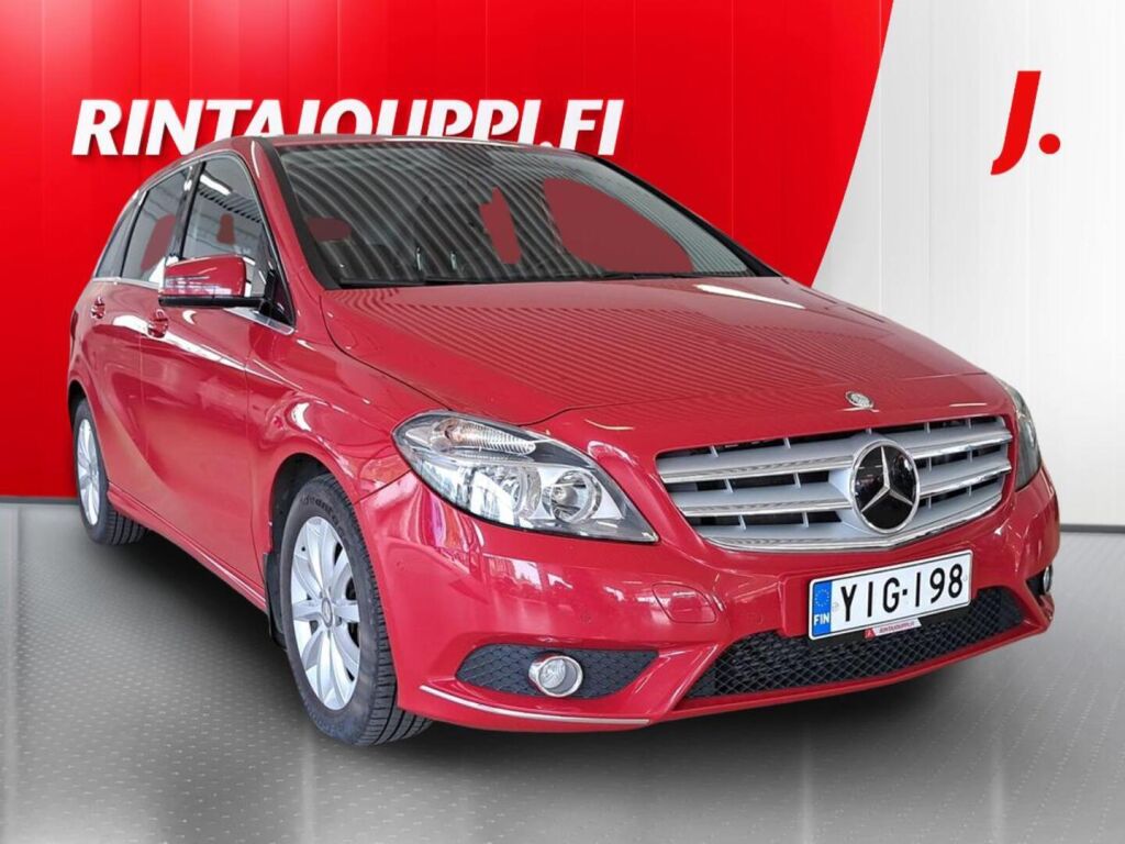 Mercedes-Benz B 2013 Punainen