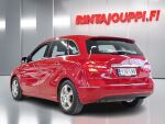 Mercedes-Benz B 2013 Punainen